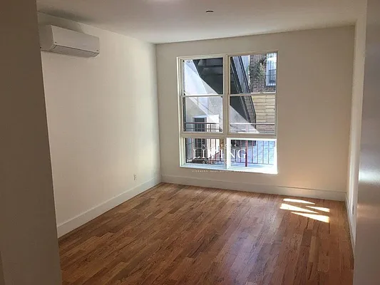 Rented by NY Living Solutions | media 12