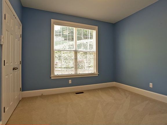 2nd main floor bedroom with adjoing full bath.