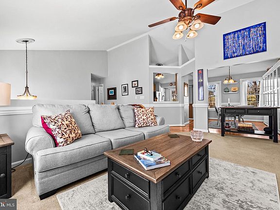 2nd image of 49 Little Oak Rd