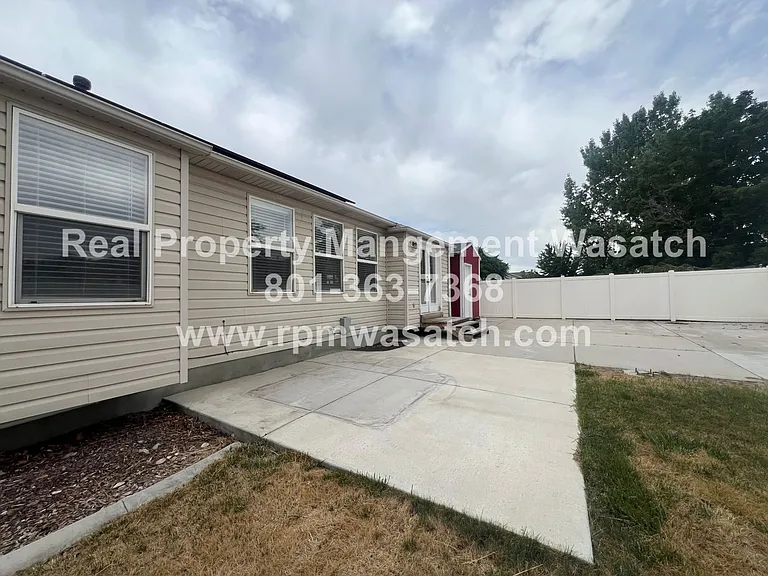 7455 S 4950 W — Photo 42