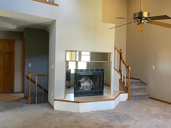 Main Livingroom with fireplace.