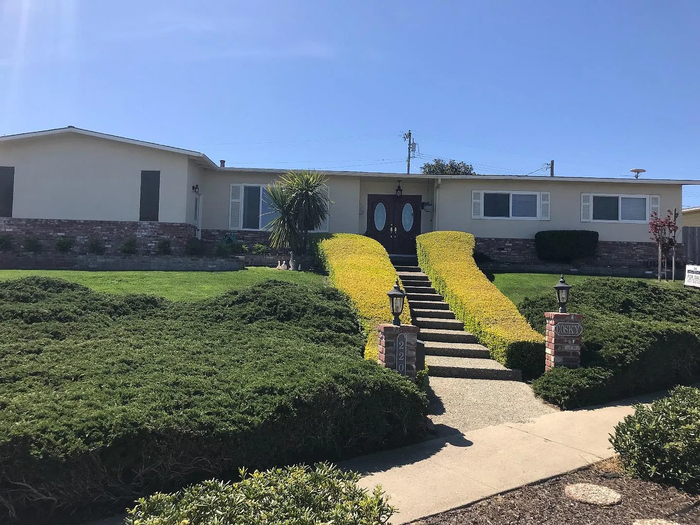 220 Cosky Dr photo 1
