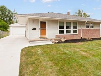 160 Canterbury St, Adrian, MI, 49221