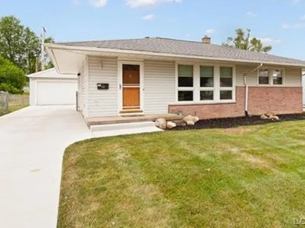 160 Canterbury St, Adrian, MI 49221
