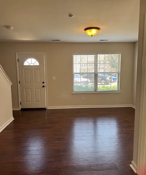 1220 Elm Tree Commons Ct — Photo 2