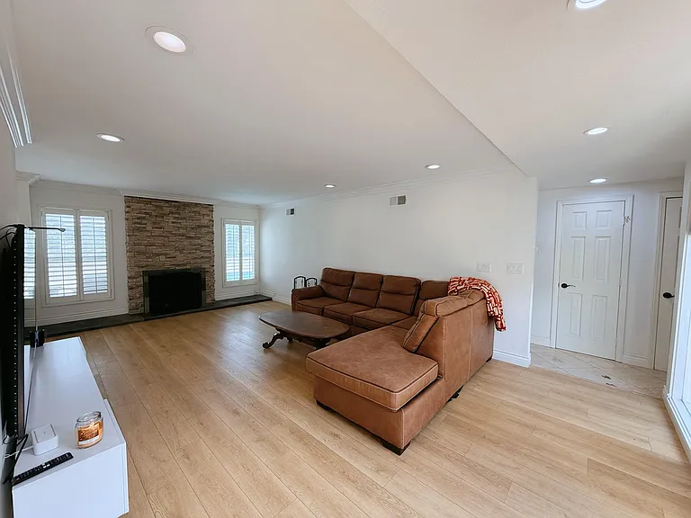 23711 Silver Spray Dr — Photo 3