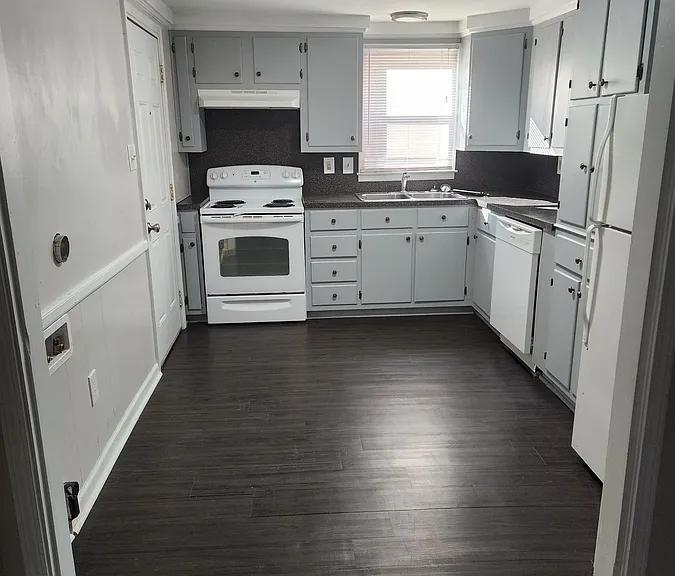 400 Duke St SW #1 — Photo 3