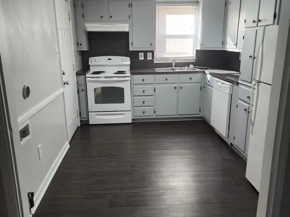 400 Duke St SW #1, Winston Salem, NC 27103