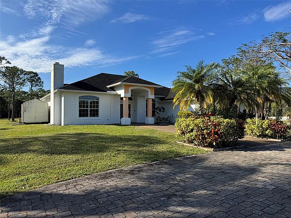 4th image of 7579 Coconut Blvd