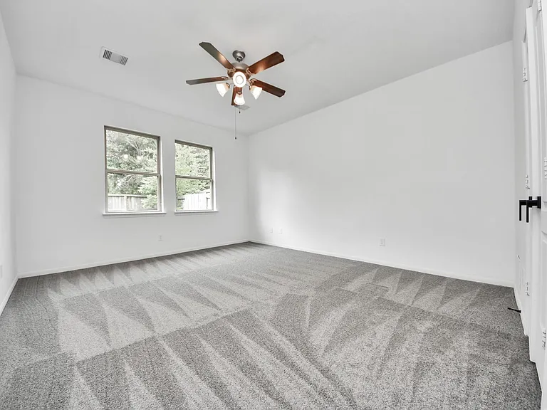 10606 Sun River Falls Dr — Photo 22