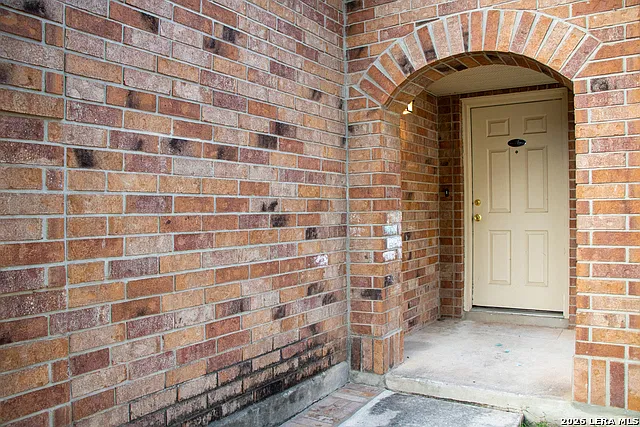 4 bed, 2.0 bath, 1688 sqft, $1,700 — Photo 4