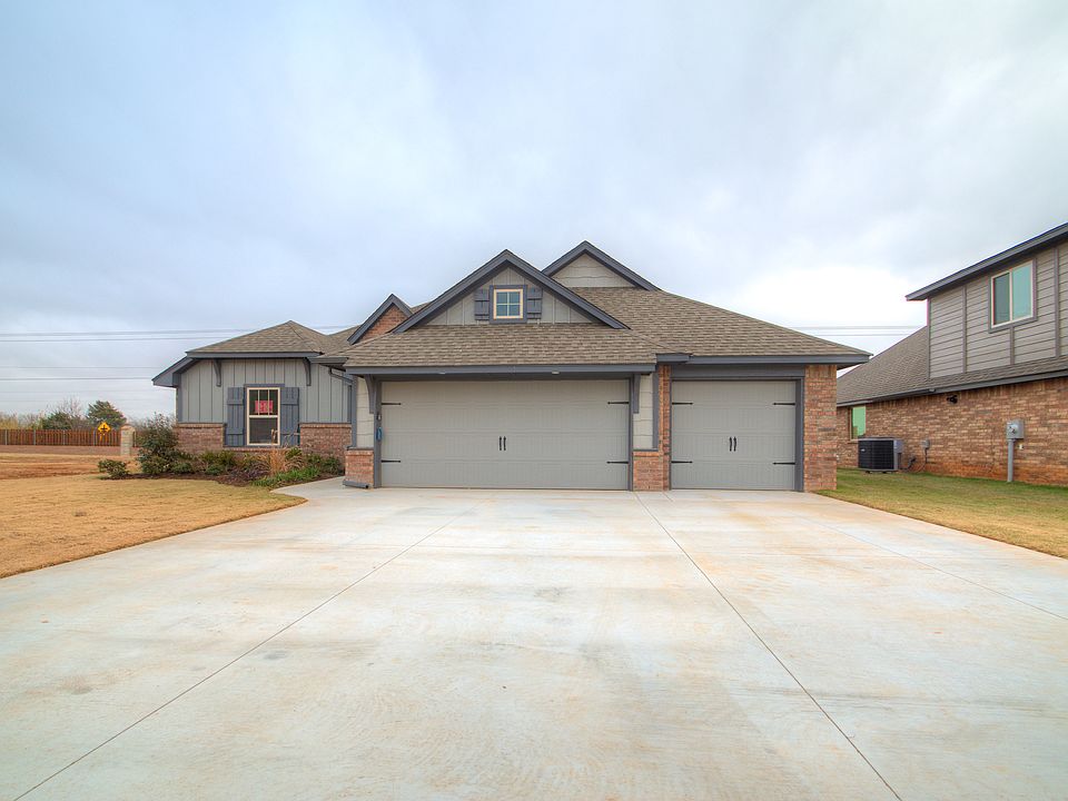 1st image of 3804 Vista Dr