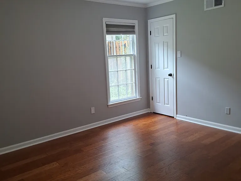 277 Amanda St — Photo 25