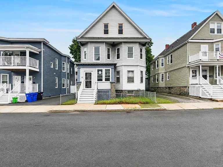 45 Edwin St #2 — Photo 21