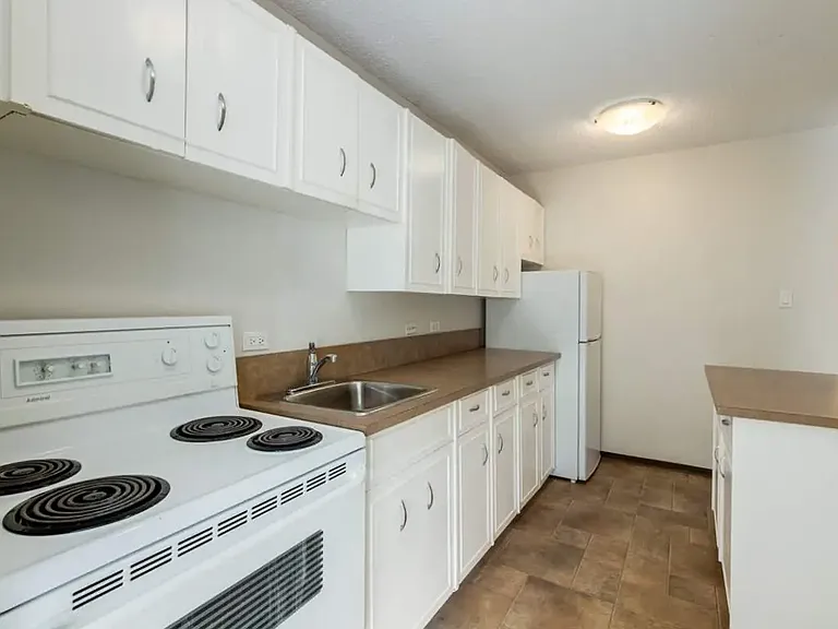 2010 Hope St SW #104 — Photo 75