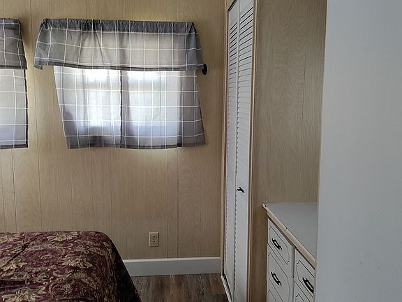 3rd image of 31647 Clayton St