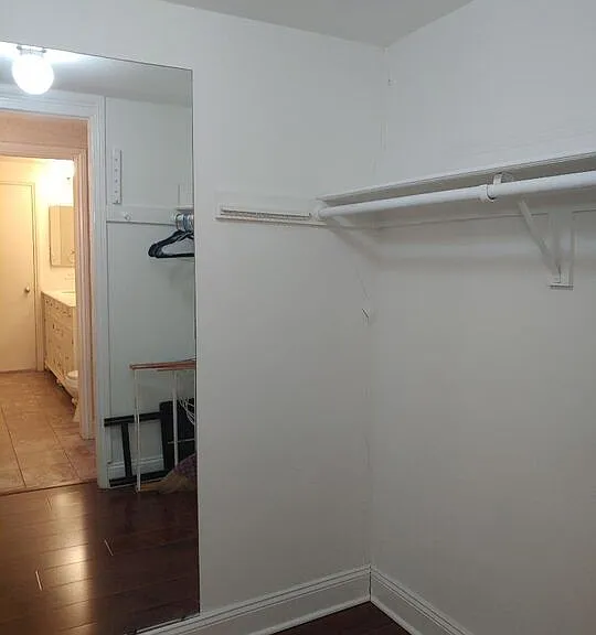 23918 De Ville Way #B — Photo 44