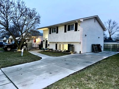 20490 Abrahm St, Clinton Township, MI, 48035