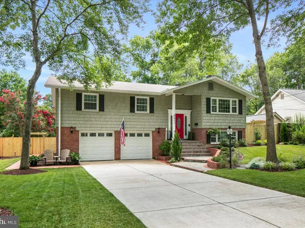 8511 Bound Brook Ln, Alexandria, VA 22309