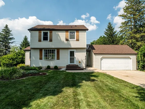 18060 Midland PLACE, Brookfield, WI 53045