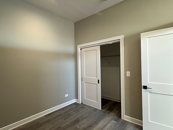 5th image of 5912 N Nashotah Ave #107