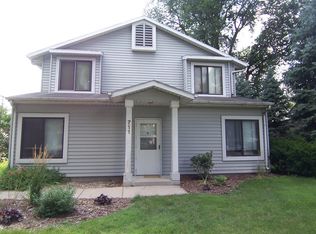 711 Burnett Ave UNIT 4, Ames, IA 50010
