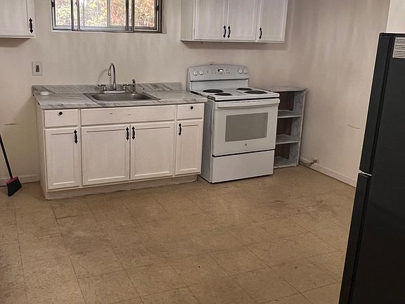 3rd image of 15 Beaumont Estates Ln #5F
