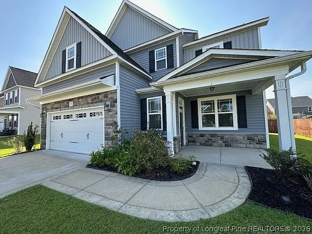 5 bed, 3.5 bath, 3015 sqft, $2,450 — Photo 4