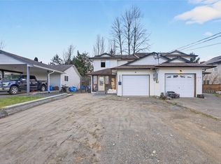 2259 Urquhart Ave #A, Courtenay, BC V9N 7W3