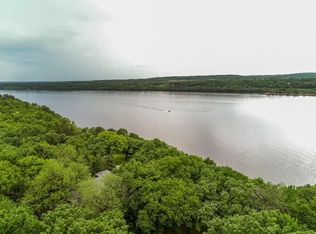 222 Sommers Landing Rd N, Hudson, WI 54016