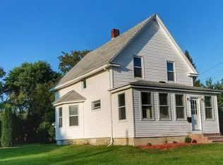 15 John St, Milford, MA 01757