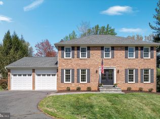 9910 Chase Hill Ct, Vienna, VA