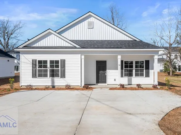 94 Rosemont St, Richmond Hill, GA 31324