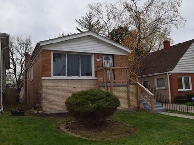 9132 S Crandon Ave, Chicago, IL, 60617