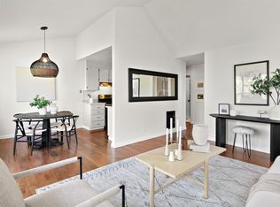 525 Mandana Blvd APT 301, Oakland, CA 94610
