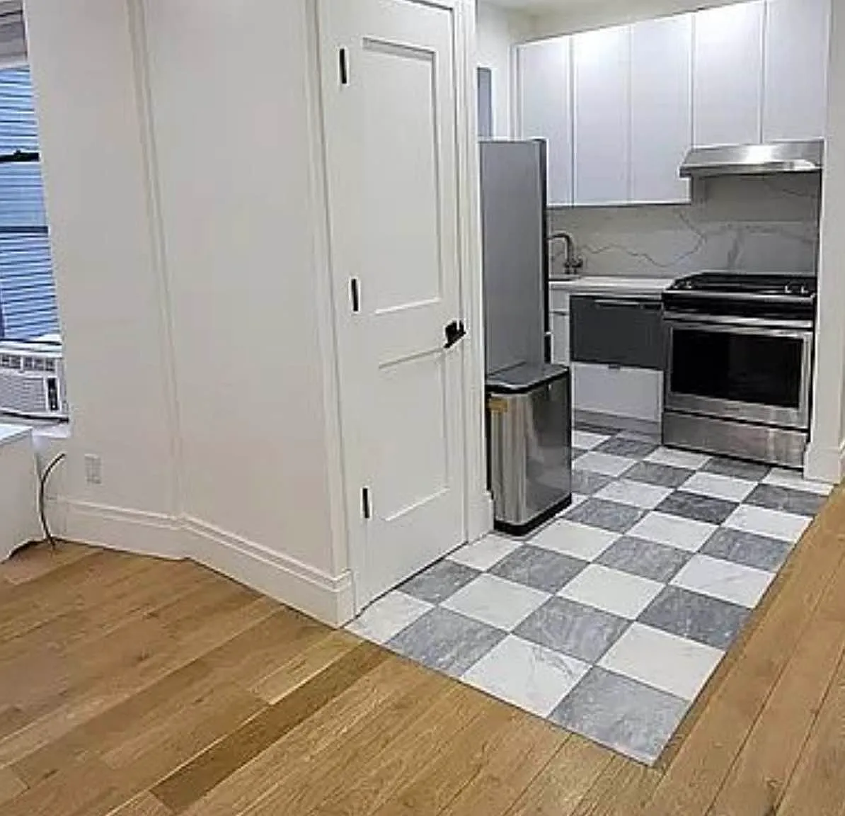 251 Pacific Street — Photo 2