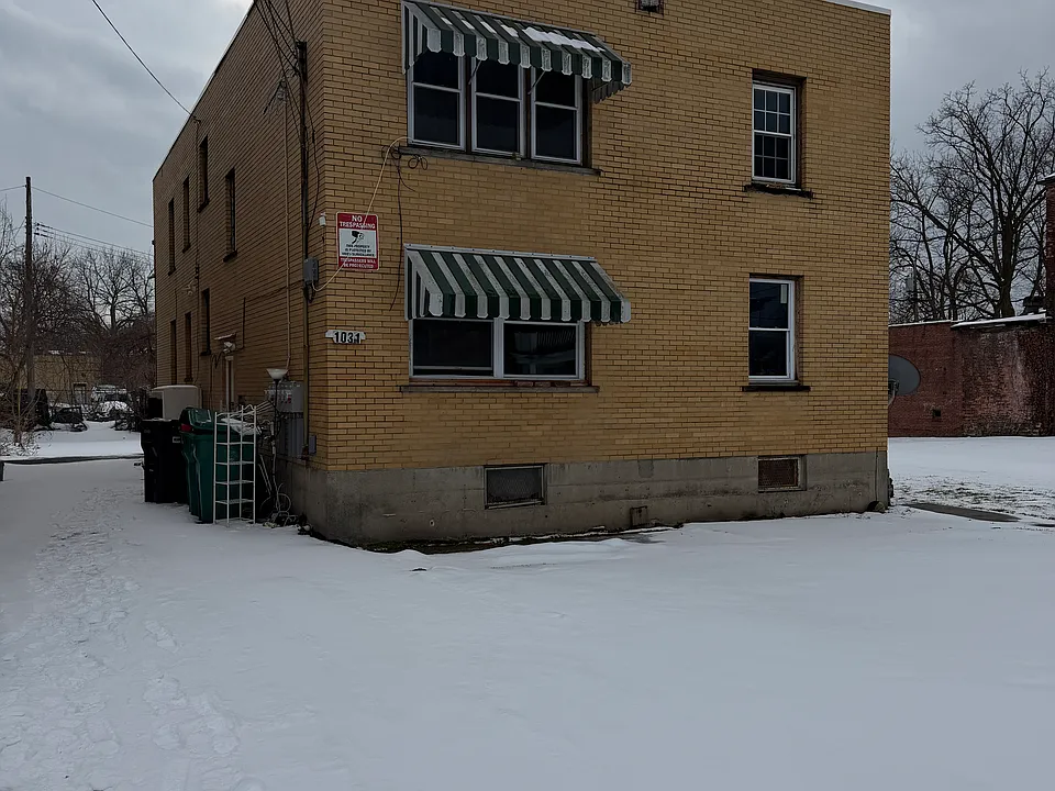 1031 Niagara Ave #4