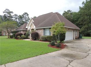 42080 Jefferson Dr, Hammond, LA 70403