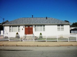 244 Brayton Ave, Fall River, MA 02721