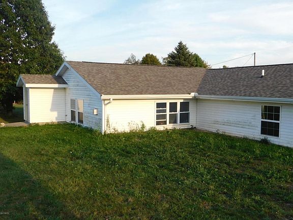 3rd image of 55720 W County Road 365