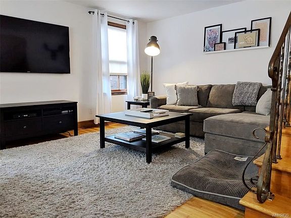 4th image of 24 Fairmount Ave