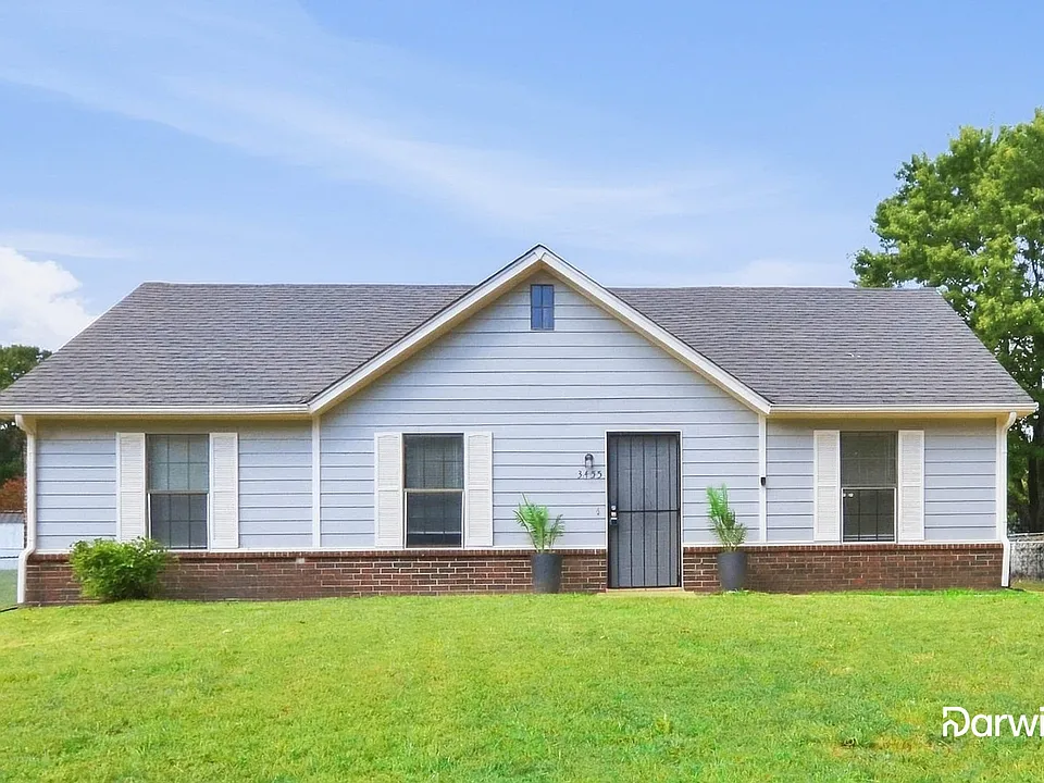 3455 Castle Dr