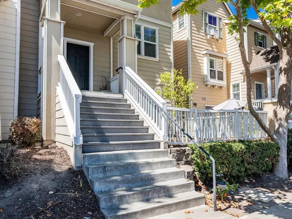 2852 Hilltop Mall Rd, Richmond, CA 94806