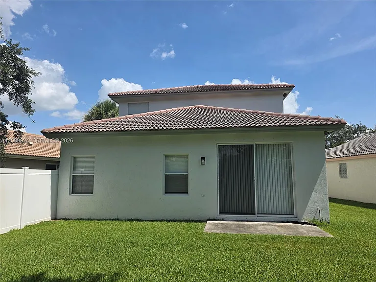 17124 NW 10th St — Photo 9