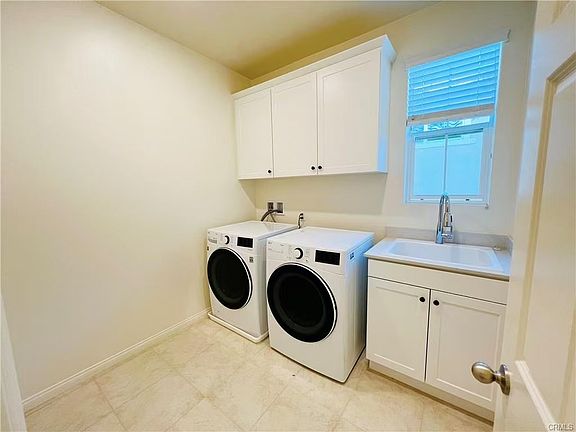 5th image of 5566 Seville Dr