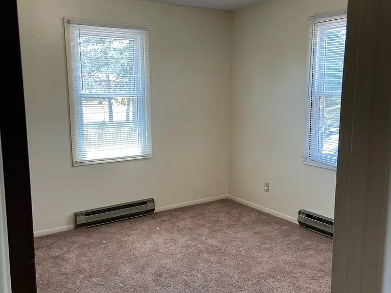 2502 Fryklund Dr #10 — Photo 3
