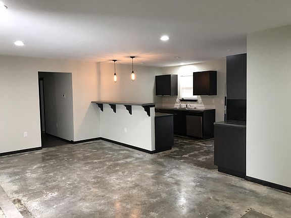 kitchen /dining area