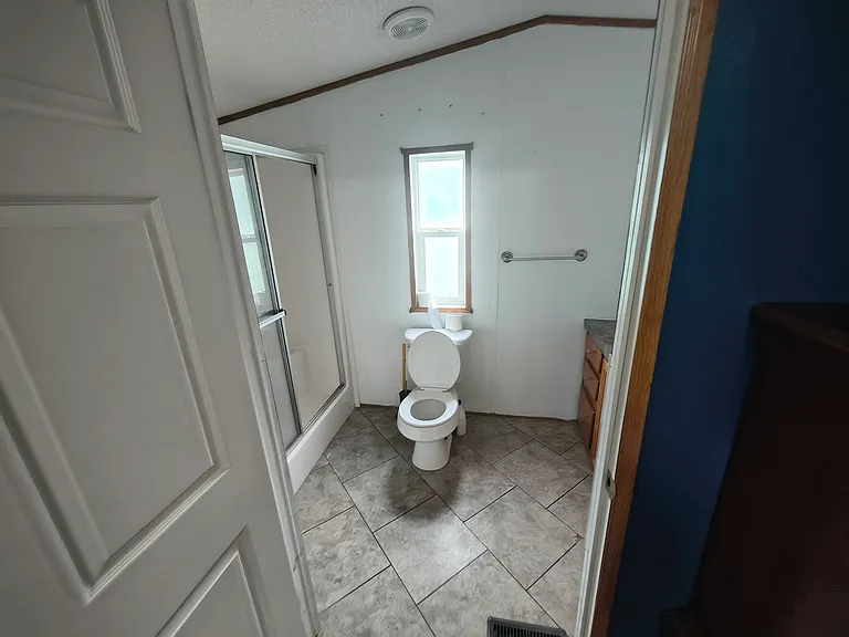 1127 Brown Mountain Rd #1 — Photo 3
