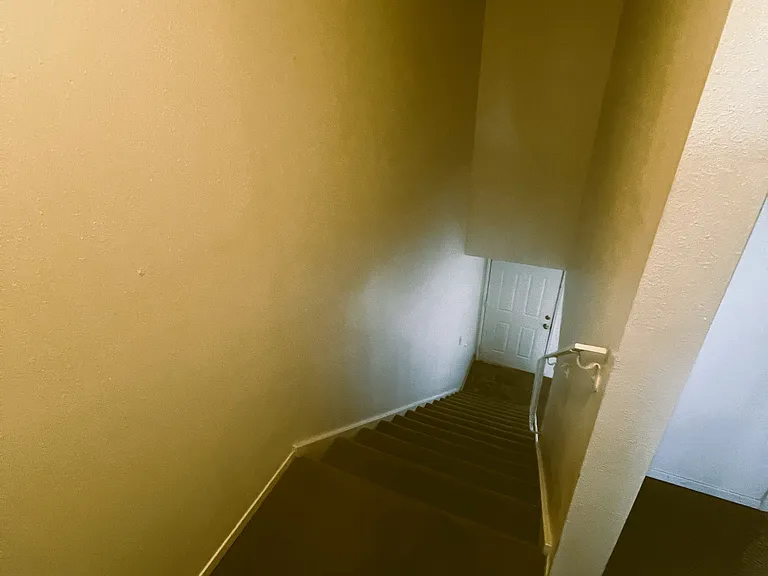 8753 SE Flavel St #8753 — Photo 3