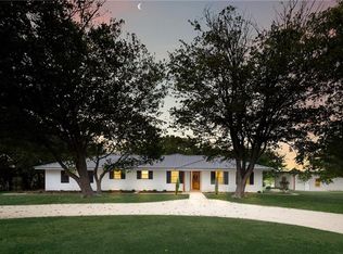 825 Water Well Rd, Lorena, TX 76655